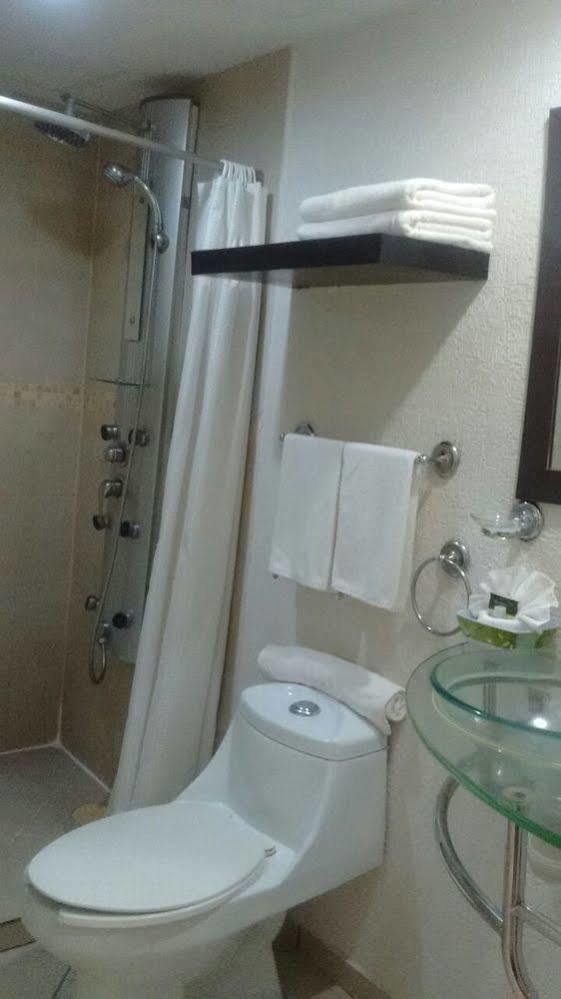 Madero Suites Coatzacoalcos Buitenkant foto
