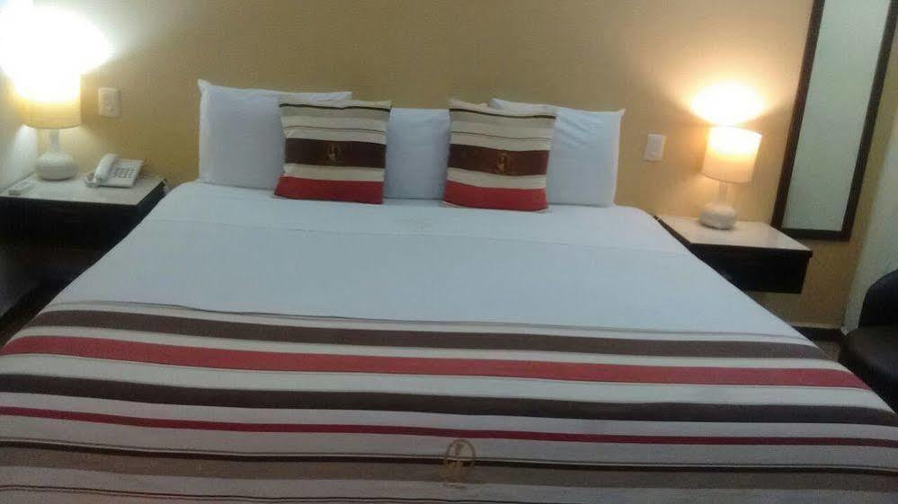 Madero Suites Coatzacoalcos Buitenkant foto