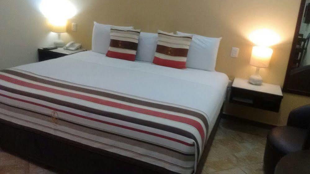 Madero Suites Coatzacoalcos Buitenkant foto